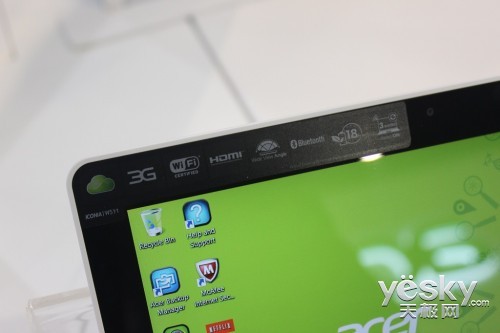 出了sim卡插槽外观上,这款iconia w511与iconia w510没有什么太大区别