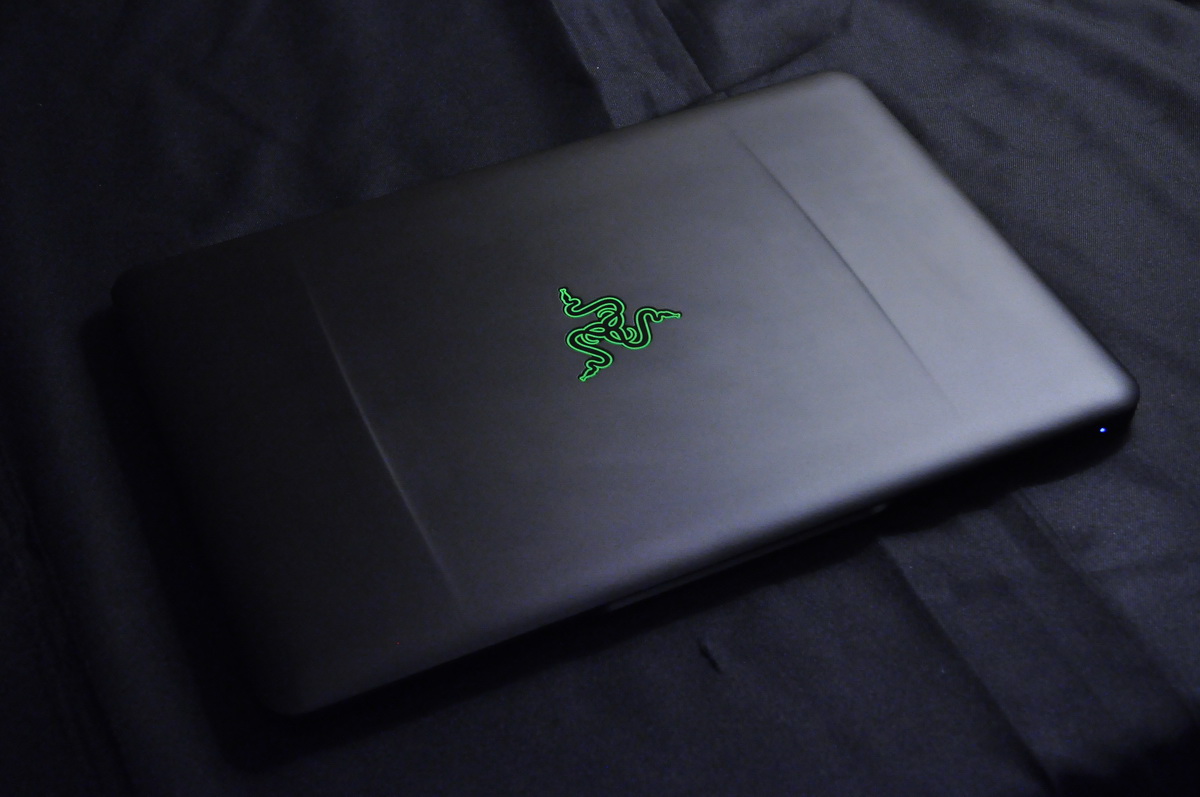 14Ӣ!Razerֳ