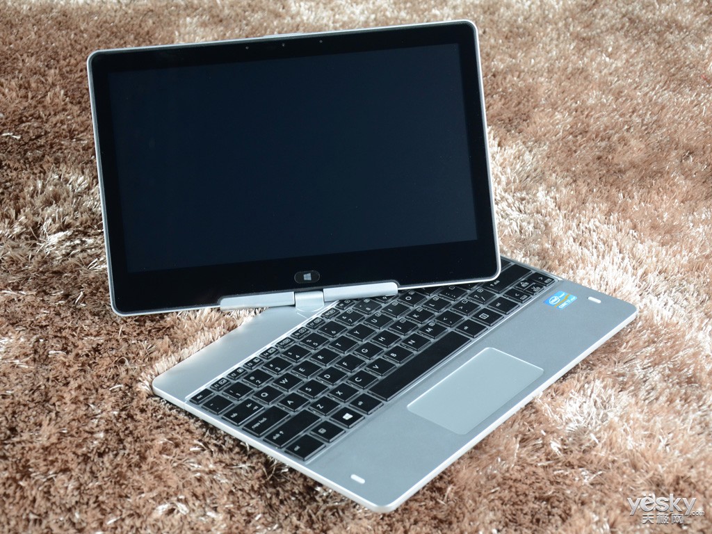 笔记本 正文   惠普revolve 810g1在配置方面,采用第三代英特尔酷睿i7