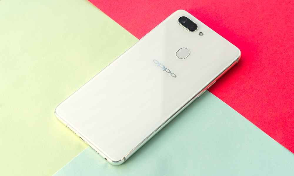 光影下更加璀璨:oppo r15雪盈白開箱圖賞