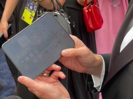 iPhone Duo